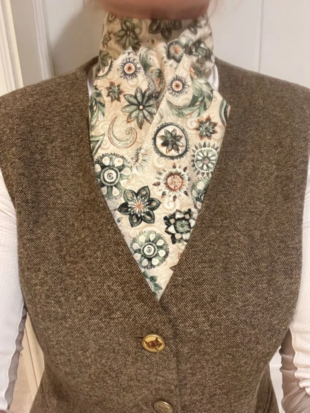 Classic Shaped Floral Paisley Tribal Equestrian Fox Hunting Stock Tie